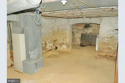 2547 Bonaffon Street, Philadelphia, PA 19142 - Photo 35