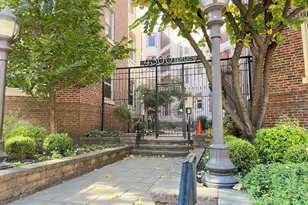 4300 Spruce St, Philadelphia, PA 19104 - Photo 39