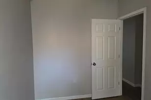 2220 Bonaffon St, Philadelphia, PA 19142 - Photo 11