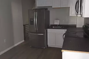 2220 Bonaffon St, Philadelphia, PA 19142 - Photo 5