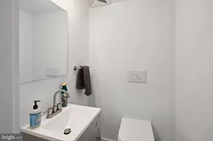 1315 S Capitol St, Philadelphia, PA 19146 - Photo 27