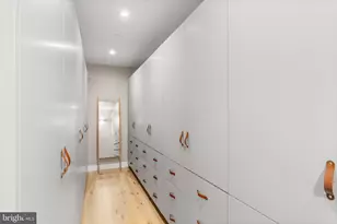 249 S 24th St, Philadelphia, PA 19103 - Photo 31