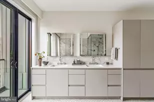 249 S 24th St, Philadelphia, PA 19103 - Photo 29