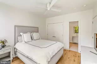 249 S 24th St, Philadelphia, PA 19103 - Photo 25