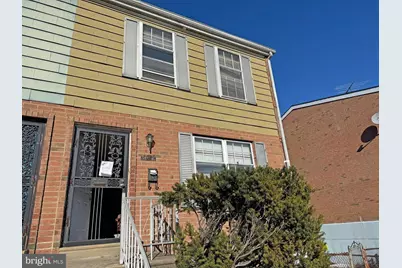 8029 Lindbergh Boulevard, Philadelphia, PA 19153 - Photo 1