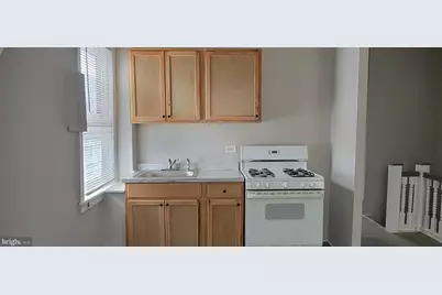 6149 W Columbia Avenue #3RD FL, Philadelphia, PA 19151 - Photo 3