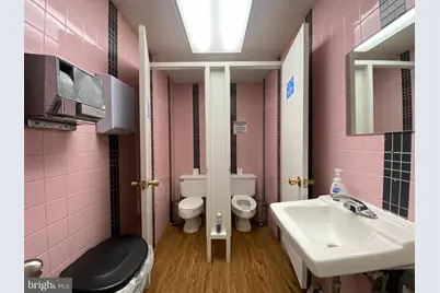 7601 Castor Avenue, Philadelphia, PA 19152 - Photo 15