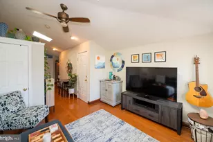 1227 Shackamaxon St, Philadelphia, PA 19125 - Photo 5