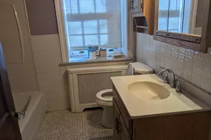 7009 Lincoln Dr, Philadelphia, PA 19119 - Photo 9