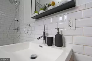 1111 Earl St, Philadelphia, PA 19125 - Photo 45