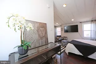 1111 Earl St, Philadelphia, PA 19125 - Photo 21