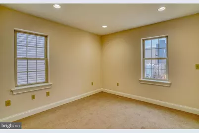 2542 W Girard Avenue, Philadelphia, PA 19130 - Photo 15