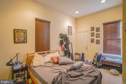 2542 W Girard Avenue, Philadelphia, PA 19130 - Photo 35