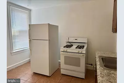 318 W Godfrey Avenue, Philadelphia, PA 19120 - Photo 7