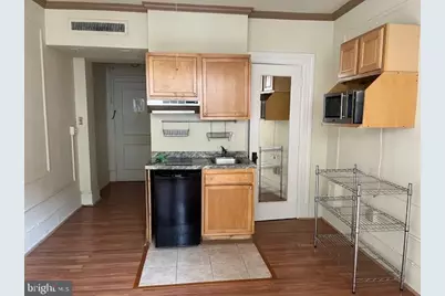 1324 Locust Street #1502, Philadelphia, PA 19107 - Photo 3