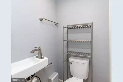 2735 N Waterloo Street, Philadelphia, PA 19133 - Photo 11