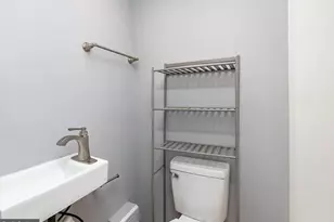 2735 N Waterloo St, Philadelphia, PA 19133 - Photo 11