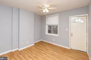 2735 N Waterloo St, Philadelphia, PA 19133 - Photo 3