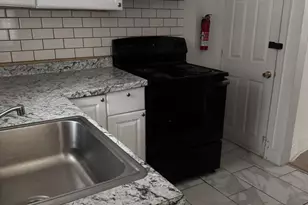 2632 W Seltzer St, Philadelphia, PA 19132 - Photo 7