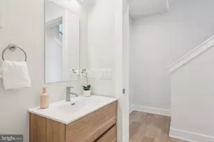 3436 W Westmoreland St, Philadelphia, PA 19129 - Photo 29