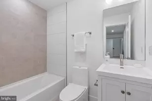 825 Bainbridge St, Philadelphia, PA 19147 - Photo 19