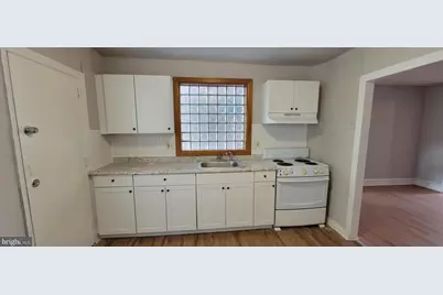 225 W Sparks Street, Philadelphia, PA 19120 - Photo 5