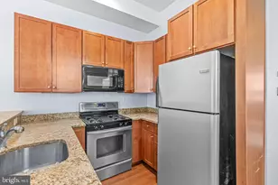 1712 W Girard Ave, Philadelphia, PA 19130 - Photo 7