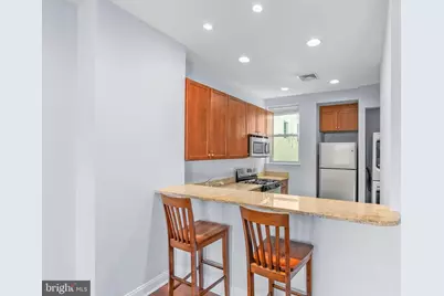 1712 W Girard Avenue, Philadelphia, PA 19130 - Photo 23