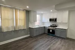 1353 Fanshawe St, Philadelphia, PA 19111 - Photo 7