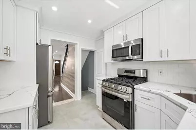 2241 N Hancock Street, Philadelphia, PA 19133 - Photo 9