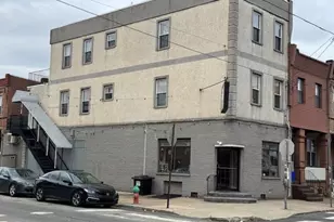 2240 S 12th St, Philadelphia, PA 19148 - Photo 3