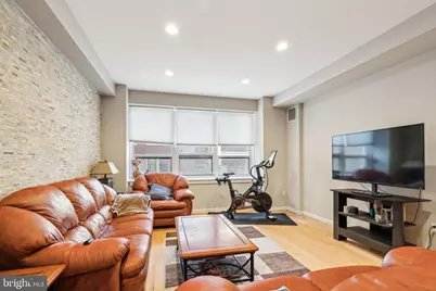 1425 Locust Street #5F, Philadelphia, PA 19102 - Photo 9