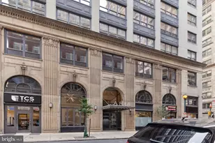 1425 Locust St, Philadelphia, PA 19102 - Photo 3