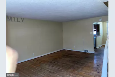 1107 E Sharpnack Street, Philadelphia, PA 19150 - Photo 9