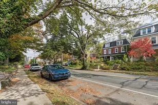 127 W Washington Ln, Philadelphia, PA 19144 - Photo 5