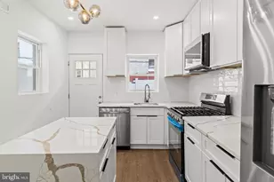 2047 S Beechwood St, Philadelphia, PA 19145 - Photo 7