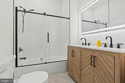 2047 S Beechwood Street, Philadelphia, PA 19145 - Photo 15