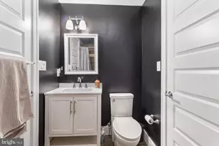 844 N 15th St, Philadelphia, PA 19130 - Photo 7