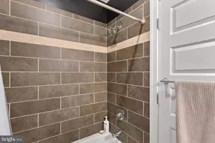 844 N 15th St, Philadelphia, PA 19130 - Photo 9