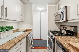 219 S 18th St, Philadelphia, PA 19103 - Photo 5