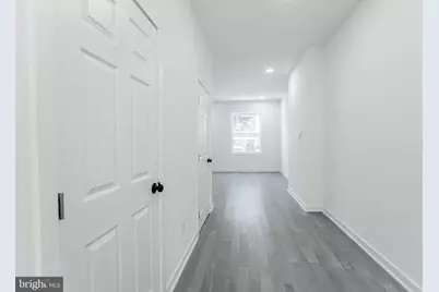 912 N 30th Street, Philadelphia, PA 19130 - Photo 5