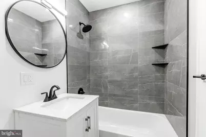 912 N 30th Street, Philadelphia, PA 19130 - Photo 11