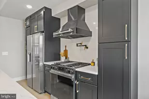 1812 E Moyamensing Ave, Philadelphia, PA 19148 - Photo 7