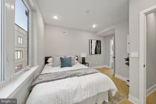 1812 E Moyamensing Ave, Philadelphia, PA 19148 - Photo 11