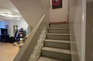 2232 N 2nd St, Philadelphia, PA 19133 - Photo 11