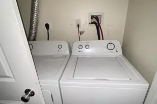 408 N Wiota St, Philadelphia, PA 19104 - Photo 25