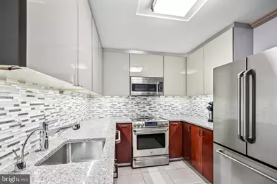 1710 Locust Street, Philadelphia, PA 19103 - Photo 23