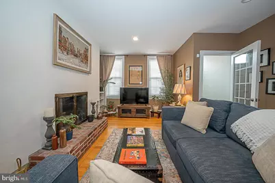 2317 Fairmount Avenue, Philadelphia, PA 19130 - Photo 9