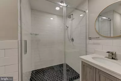 135 E Springer Street, Philadelphia, PA 19119 - Photo 27