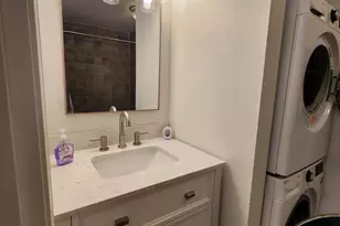 1023 Clinton St, Philadelphia, PA 19107 - Photo 17